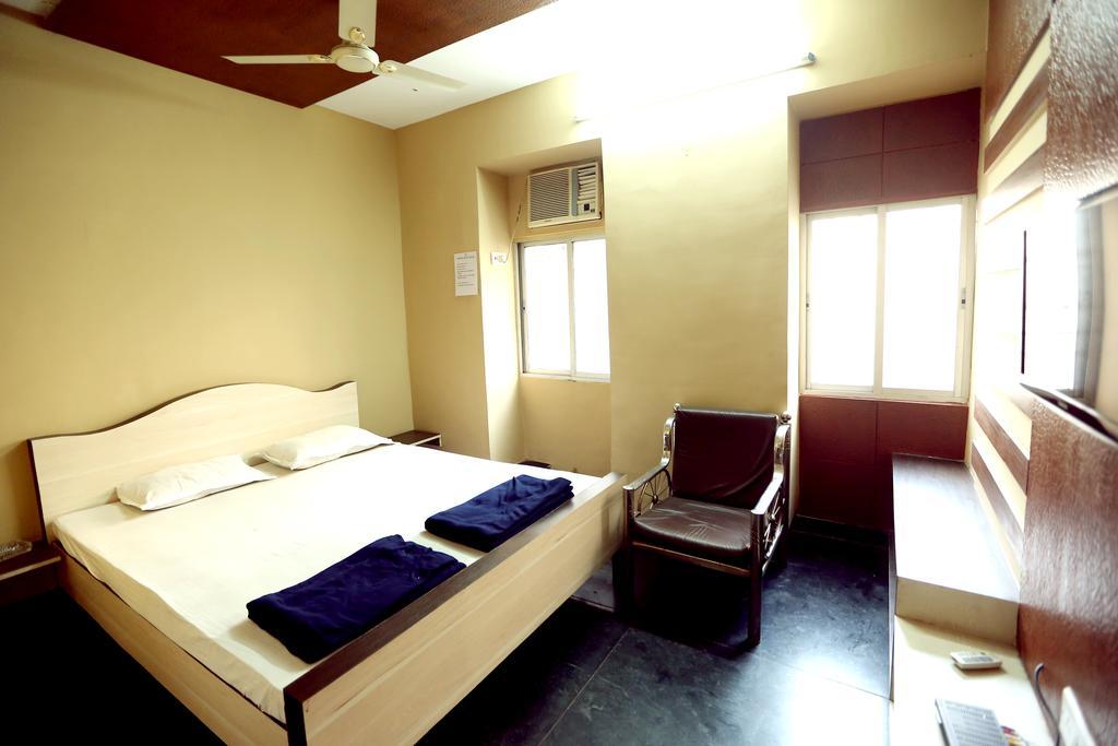 Central Guest House Kalküta Dış mekan fotoğraf