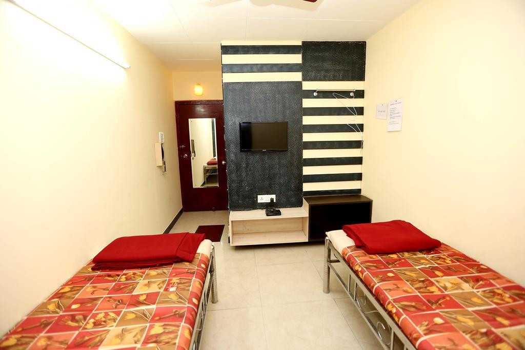 Central Guest House Kalküta Dış mekan fotoğraf